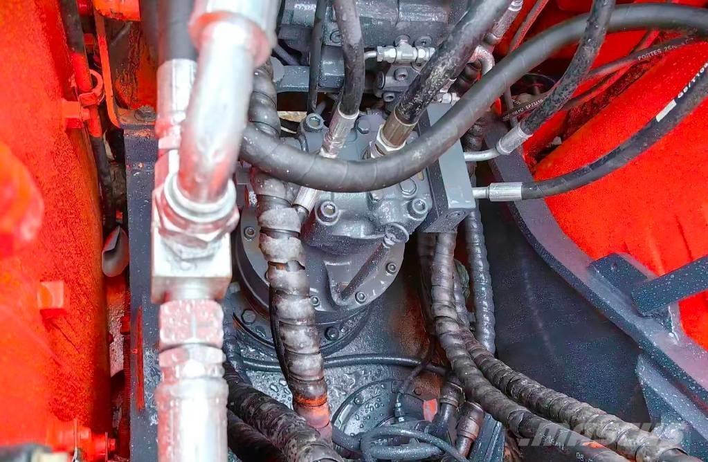 Doosan DX 140 حفارات زحافة