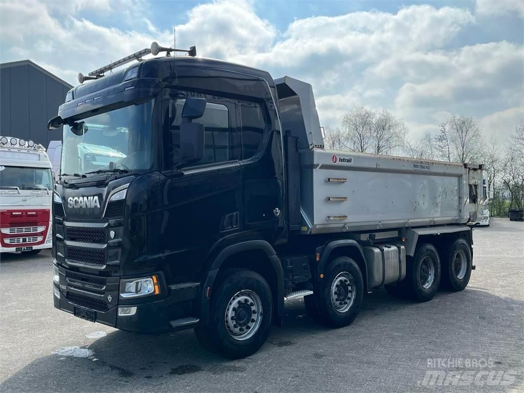 Scania R580 8X4 شاحنات قلابة