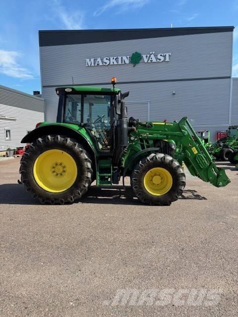 John Deere 6120 M الجرارات