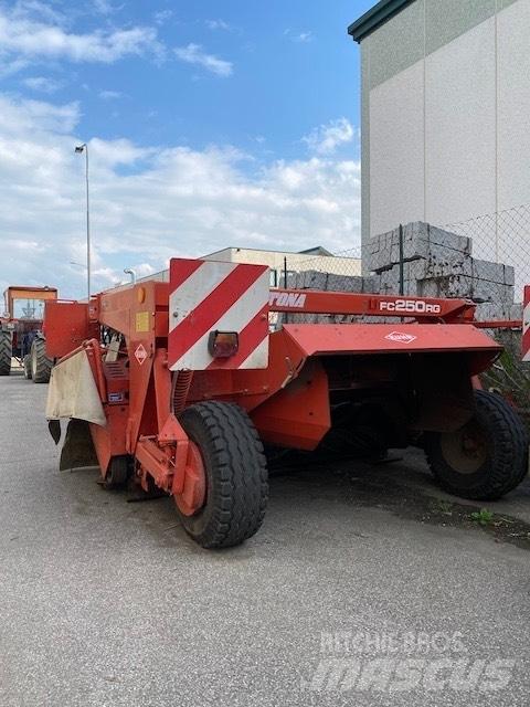 Kuhn FC 250 جزازات مكيفات