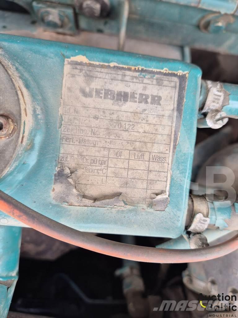 Liebherr A 904 حفارات بعجل