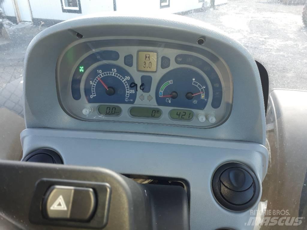 New Holland T 6020 الجرارات