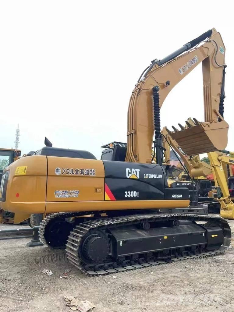 CAT 330 D حفارات زحافة