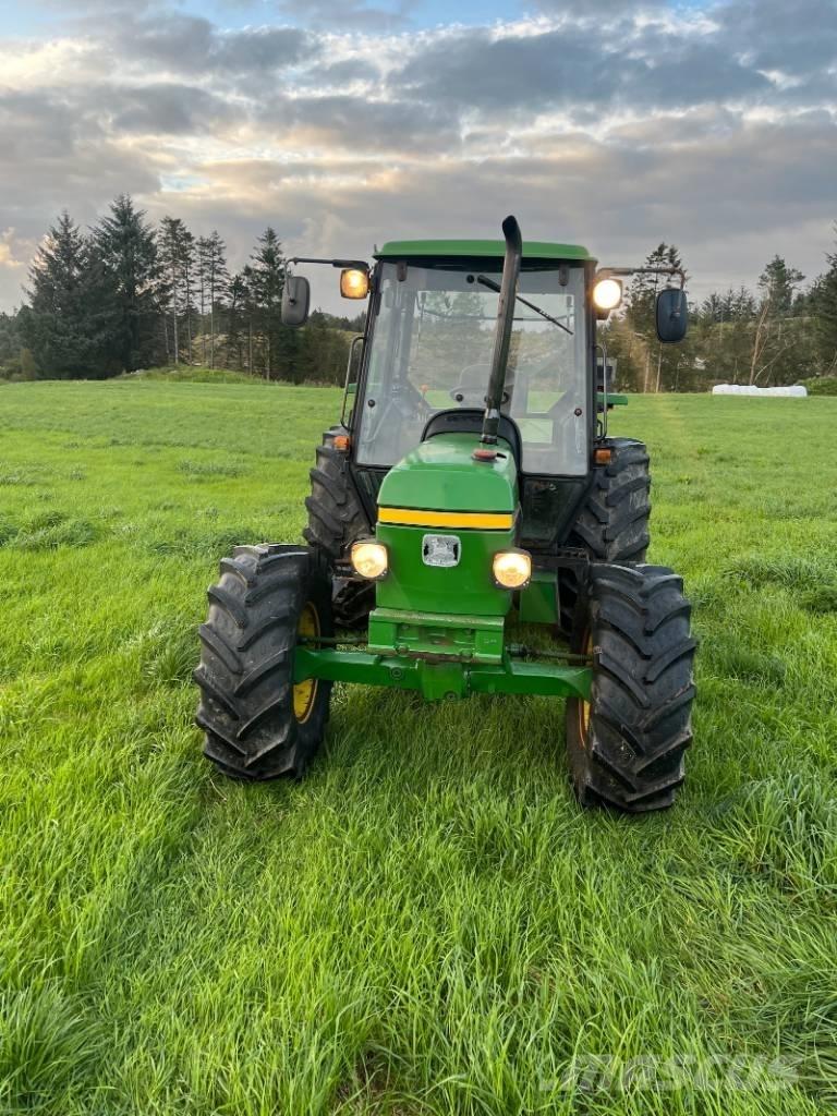 John Deere 1950 الجرارات