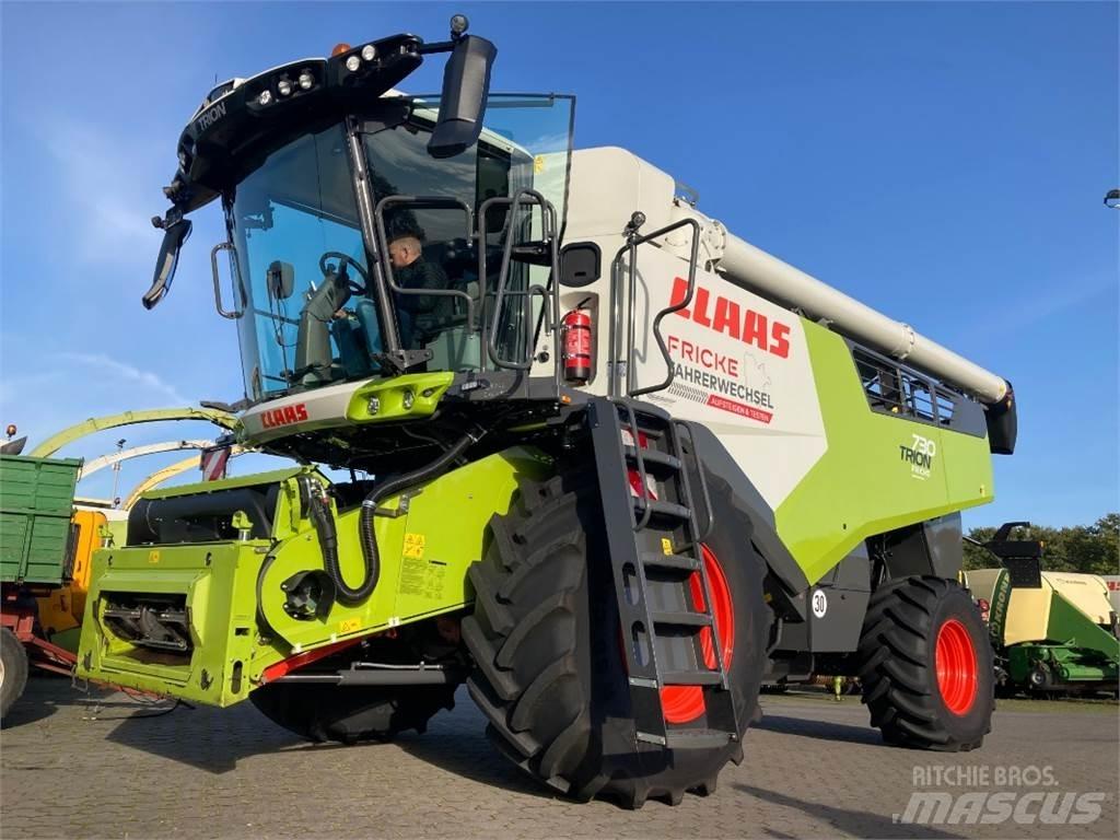 CLAAS Trion 730 حصادات