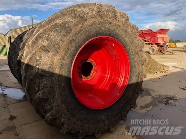 Fendt WHEELS & TYRES الإطارات والعجلات والحافات