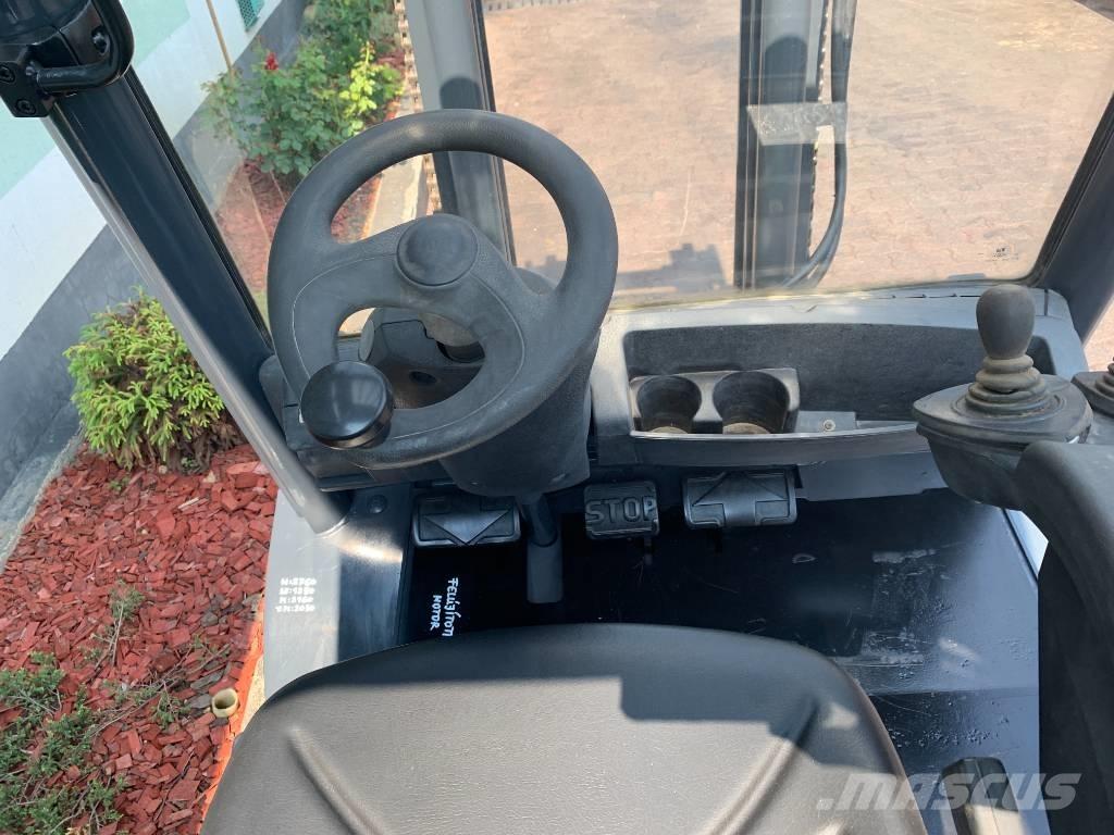 Linde H 30 D V-3336 شاحنات الديزل