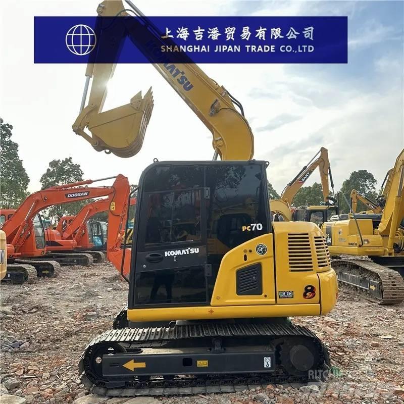 Komatsu PC 70 حفارات زحافة