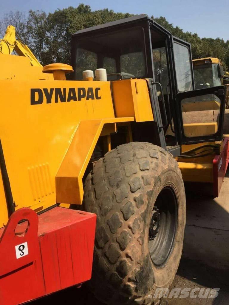 Dynapac CA 25 D مداحل أحادية الأسطوانة