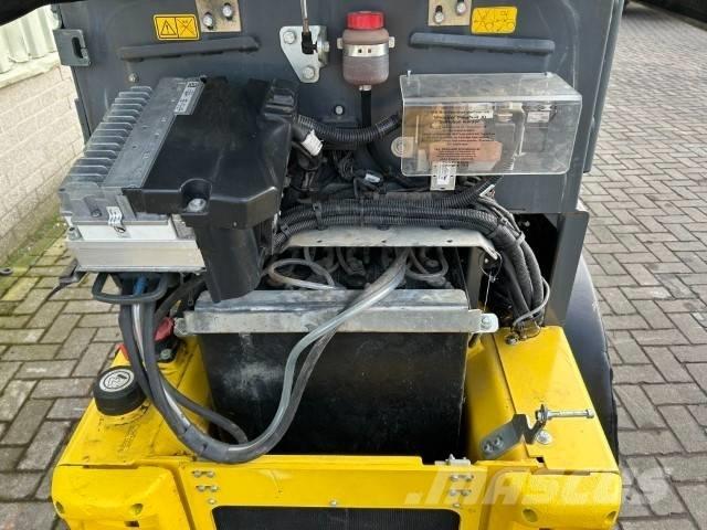 Wacker Neuson WL 20 لوادر صغيرة