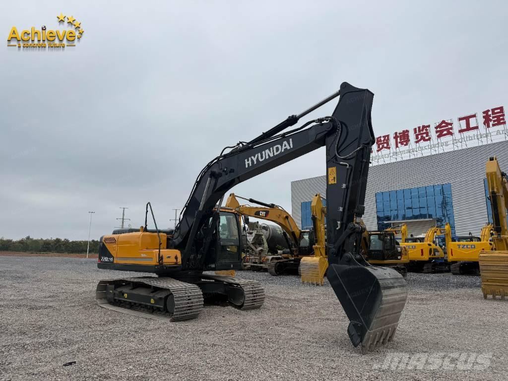 Hyundai 220LC-9S حفارات زحافة