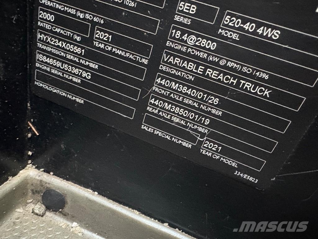 JCB 520-40 مناولات متداخلة