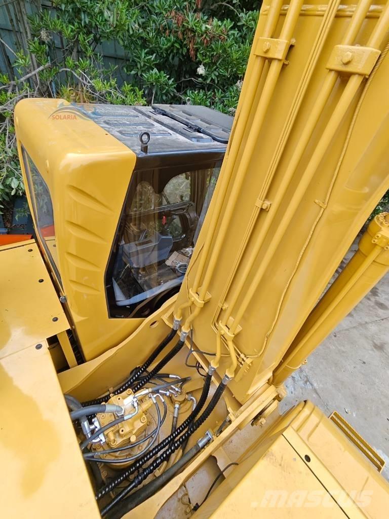 XGMA XG 825LC حفارات زحافة