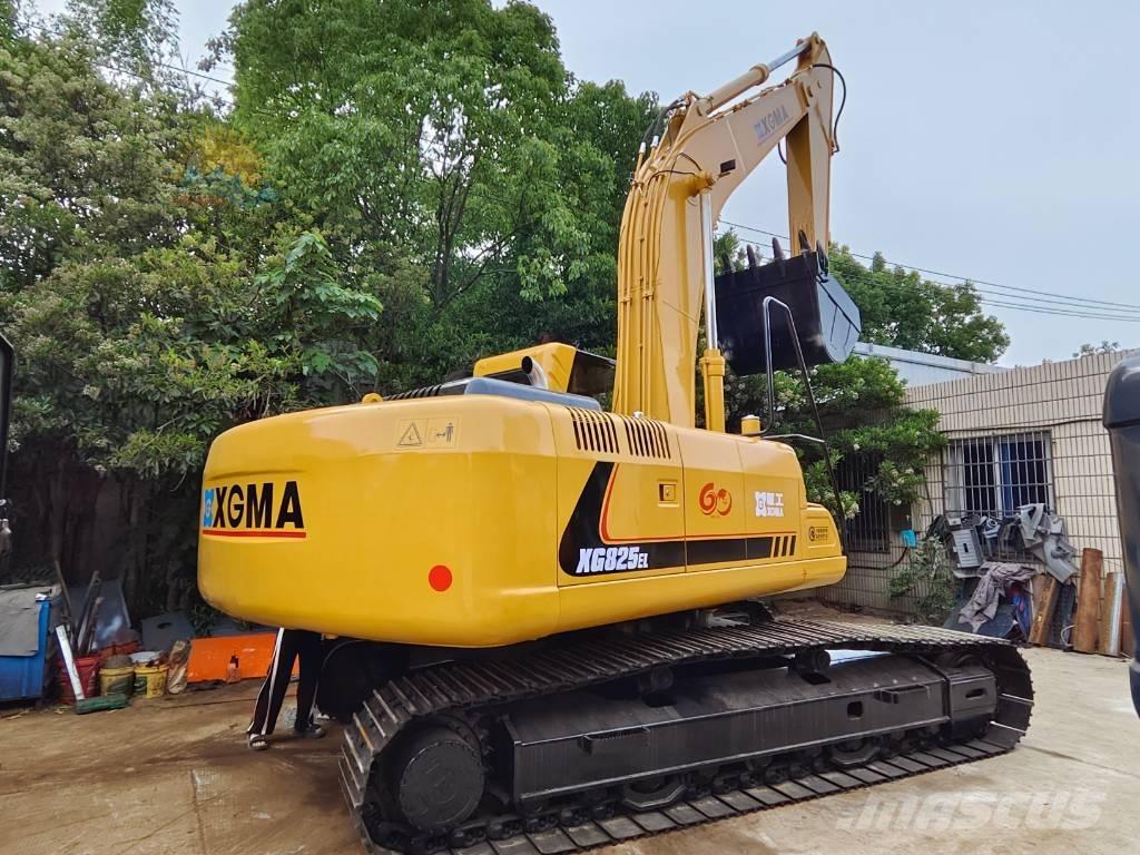 XGMA XG 825LC حفارات زحافة