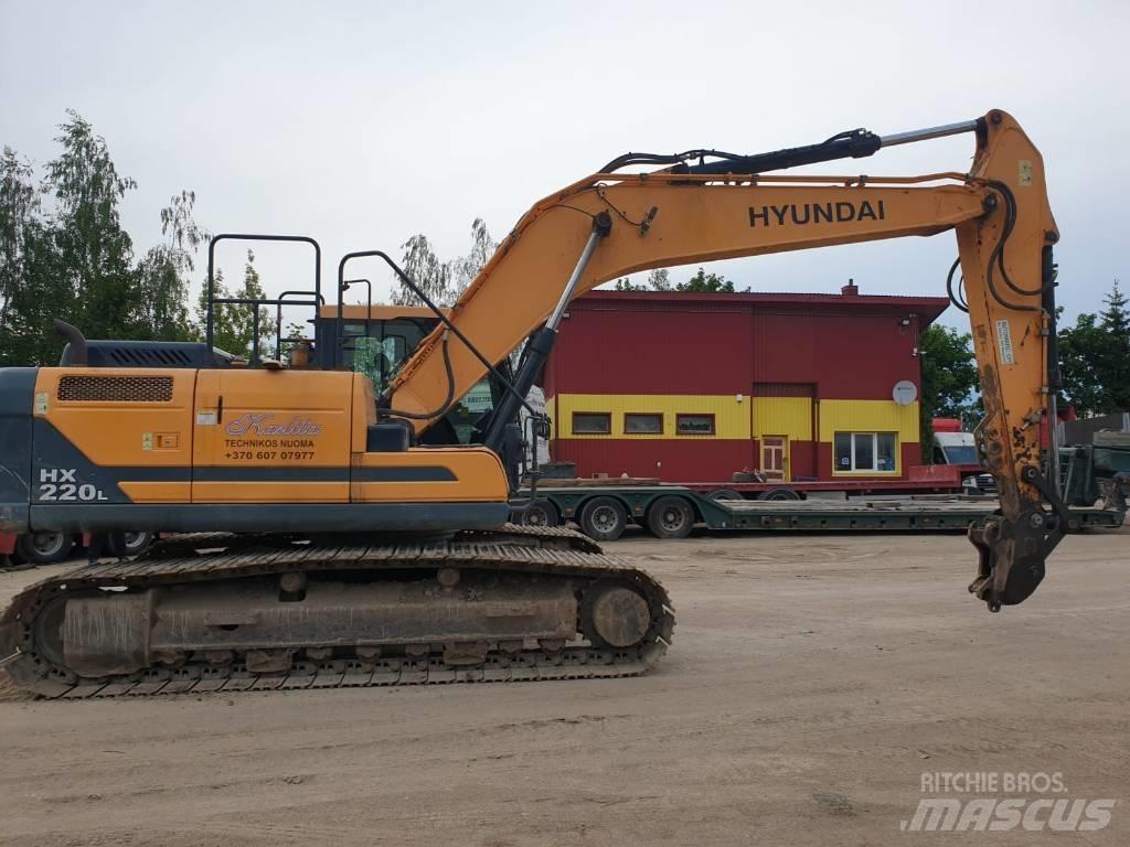 Hyundai HX 220 L حفارات زحافة