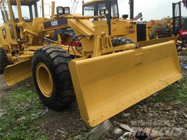 CAT 140 H معدات تمهيد الطرق
