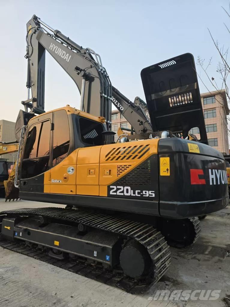Hyundai 220-9 حفارات وسط 7 طن - 12 طن