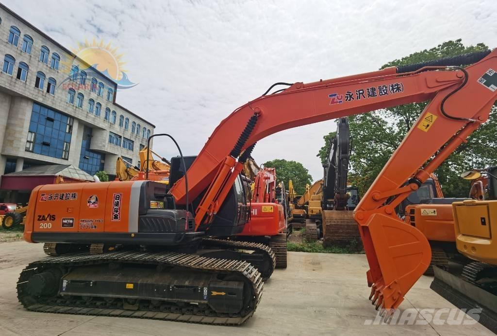 Hitachi ZX 200 حفارات زحافة