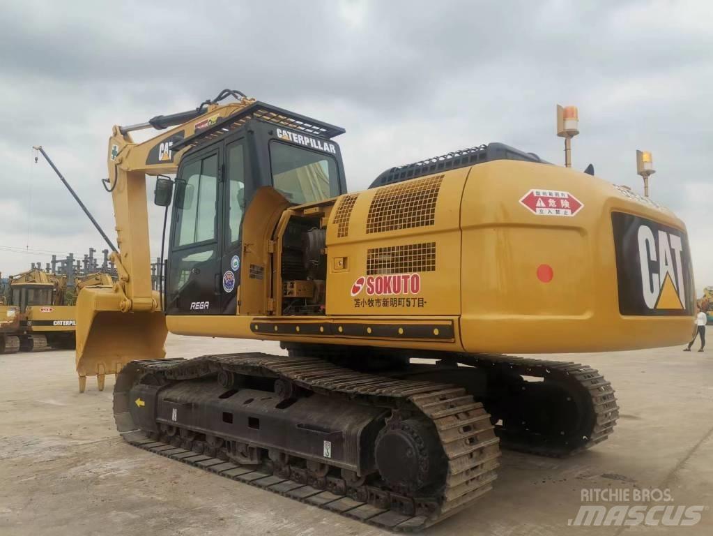 CAT 330 D حفارات زحافة