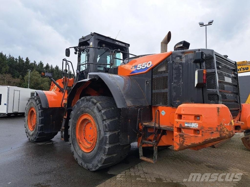 Hitachi ZW 550 لوادر بعجل