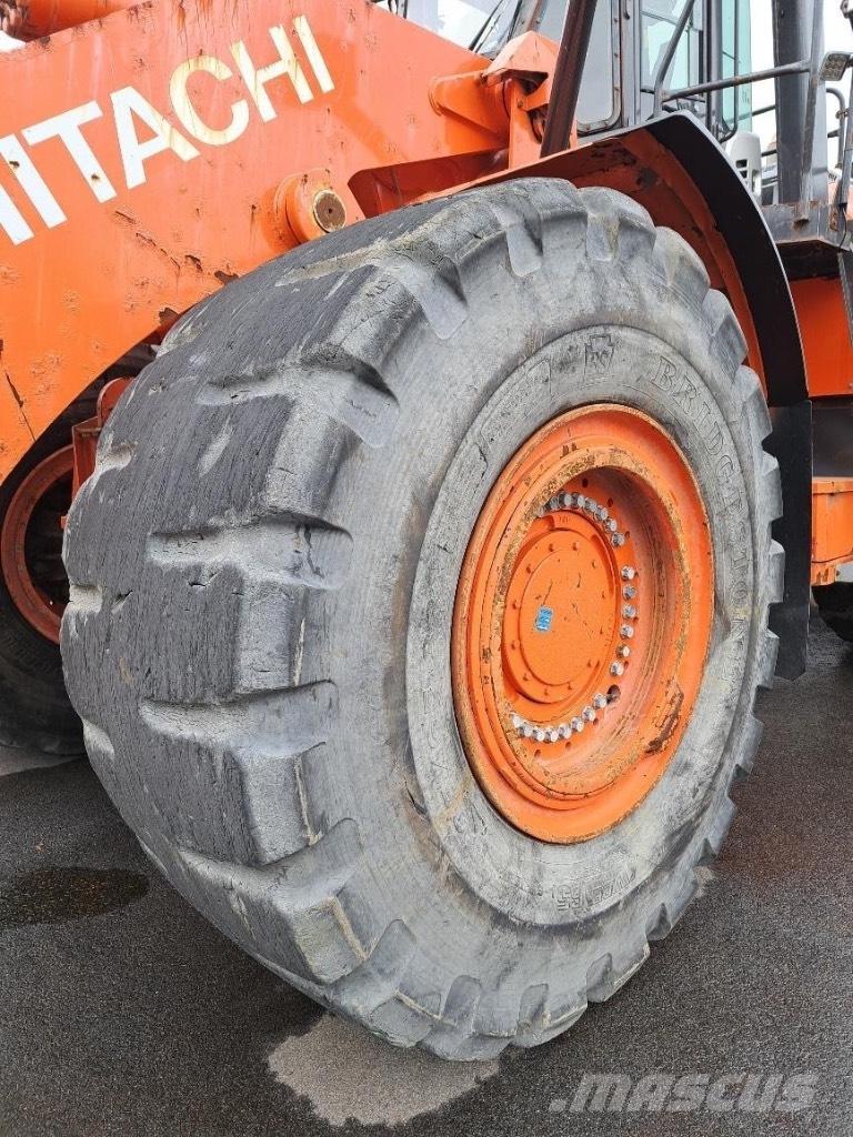 Hitachi ZW 550 لوادر بعجل