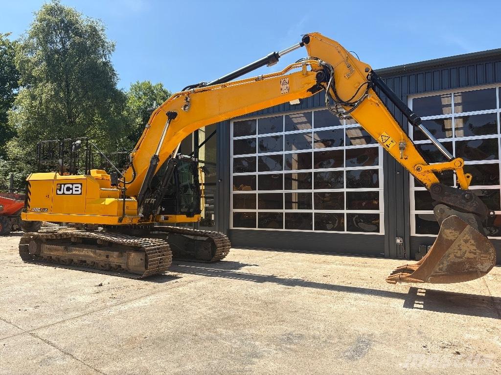 JCB 220X حفارات زحافة