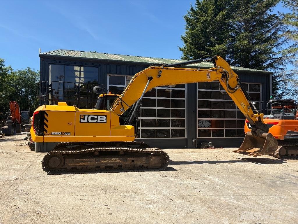JCB 220X حفارات زحافة
