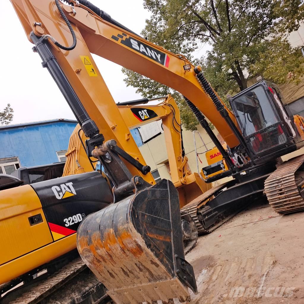 Sany SY 215 C حفارات زحافة