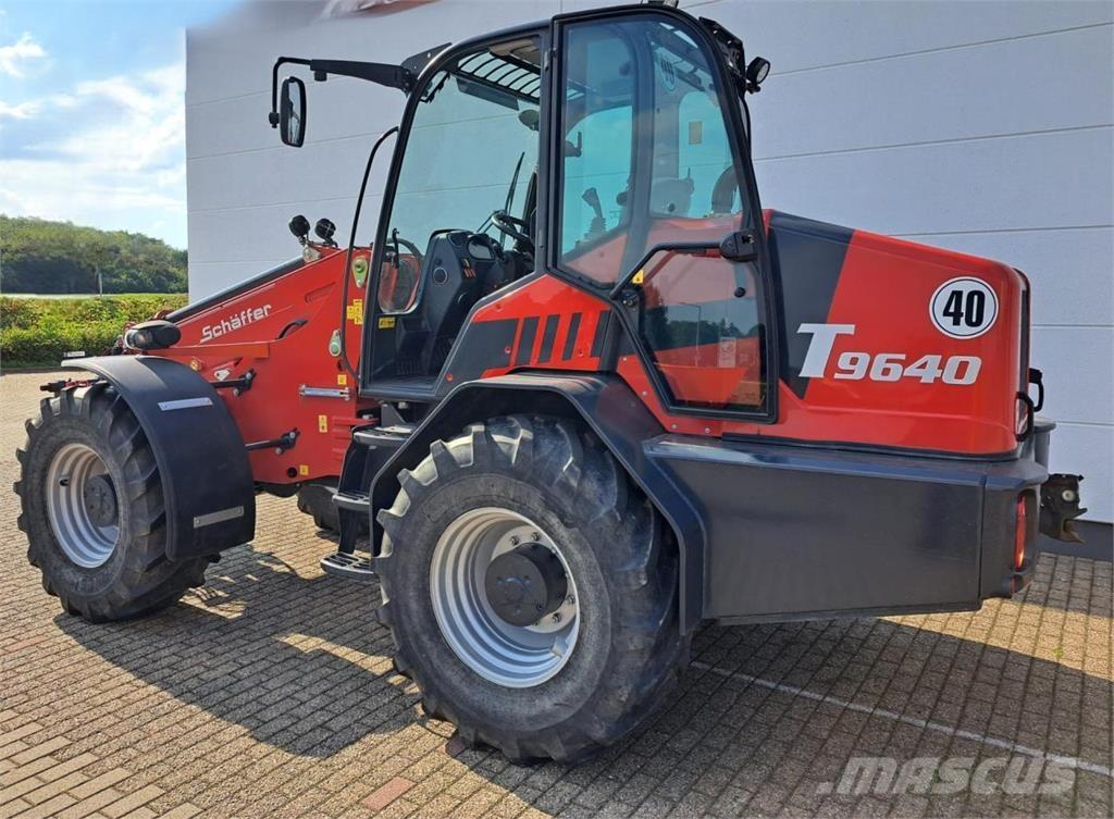 Schäffer 9640 T لوادر صغيرة