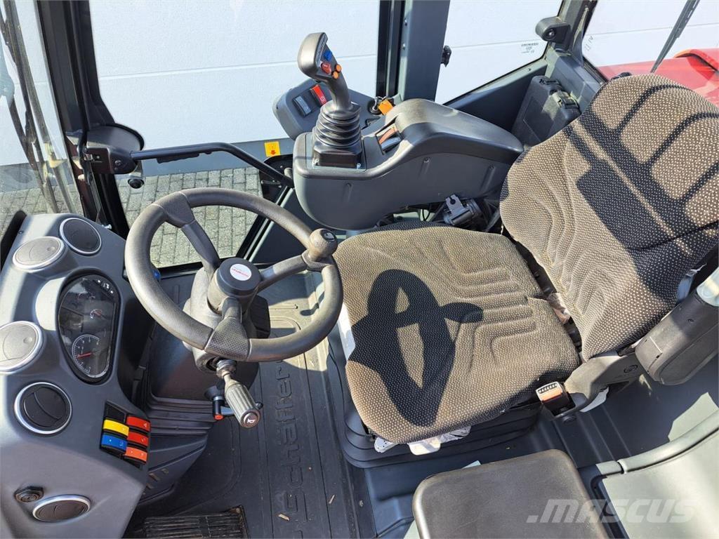 Schäffer 9640 T لوادر صغيرة