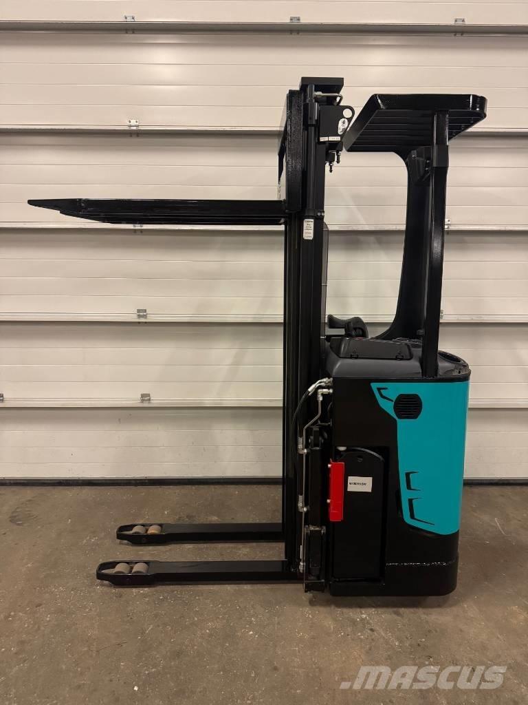 Mitsubishi SBR 12 N شاحنات مناولة ذاتية الدفع