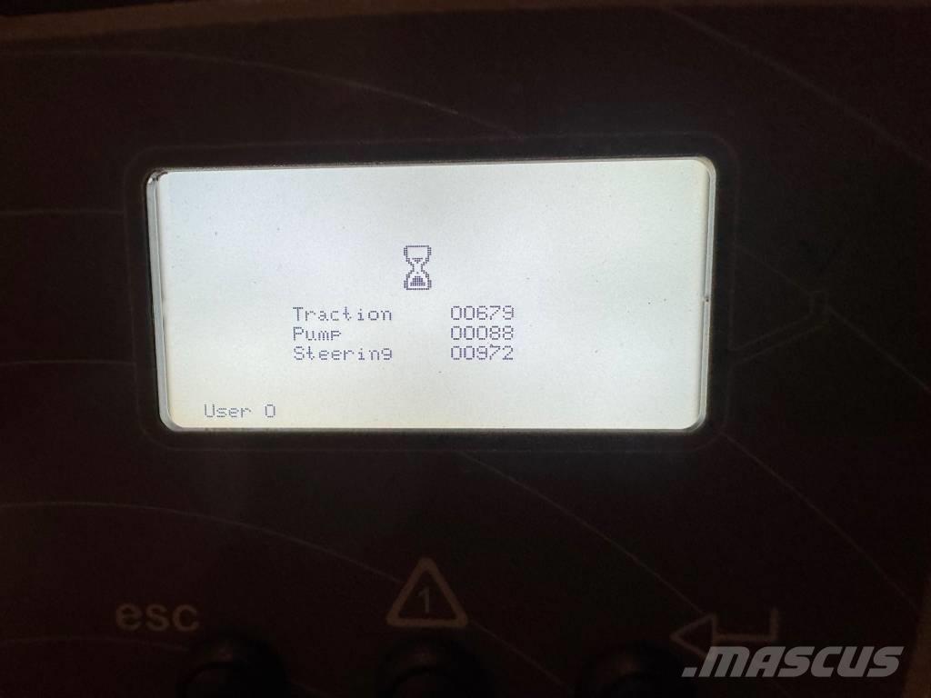 Mitsubishi SBR 12 N شاحنات مناولة ذاتية الدفع