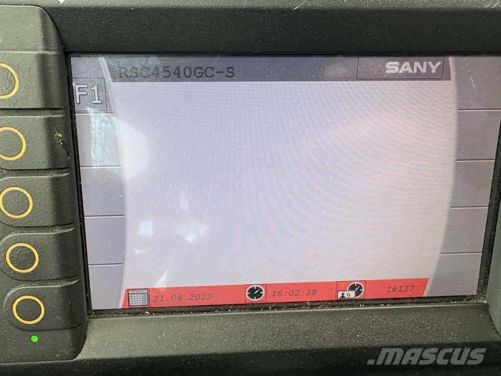 Sany SRSC 4540GC-S مناولات حاويات