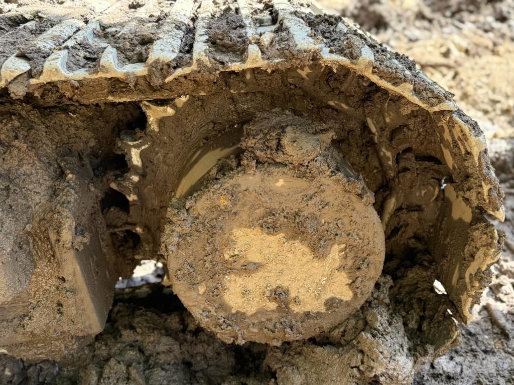 Doosan DX 220 LC-9 حفارات زحافة