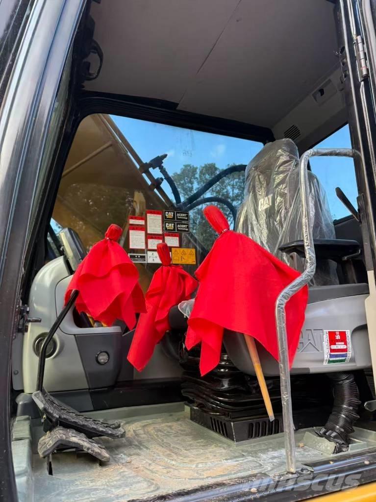 CAT 320D2 حفارات وسط 7 طن - 12 طن