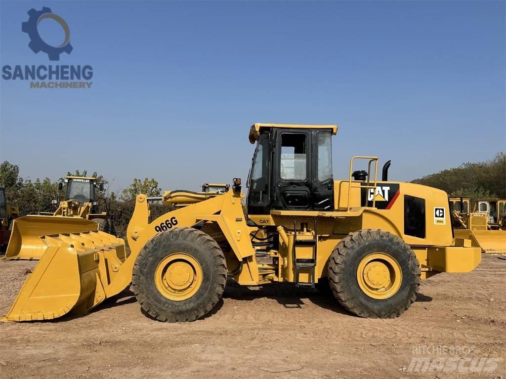CAT 966 G لوادر بعجل