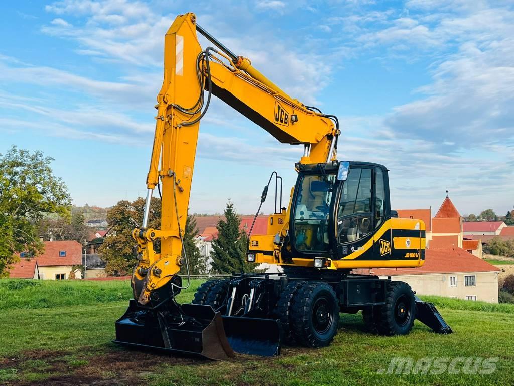 JCB JS 160 W حفارات بعجل