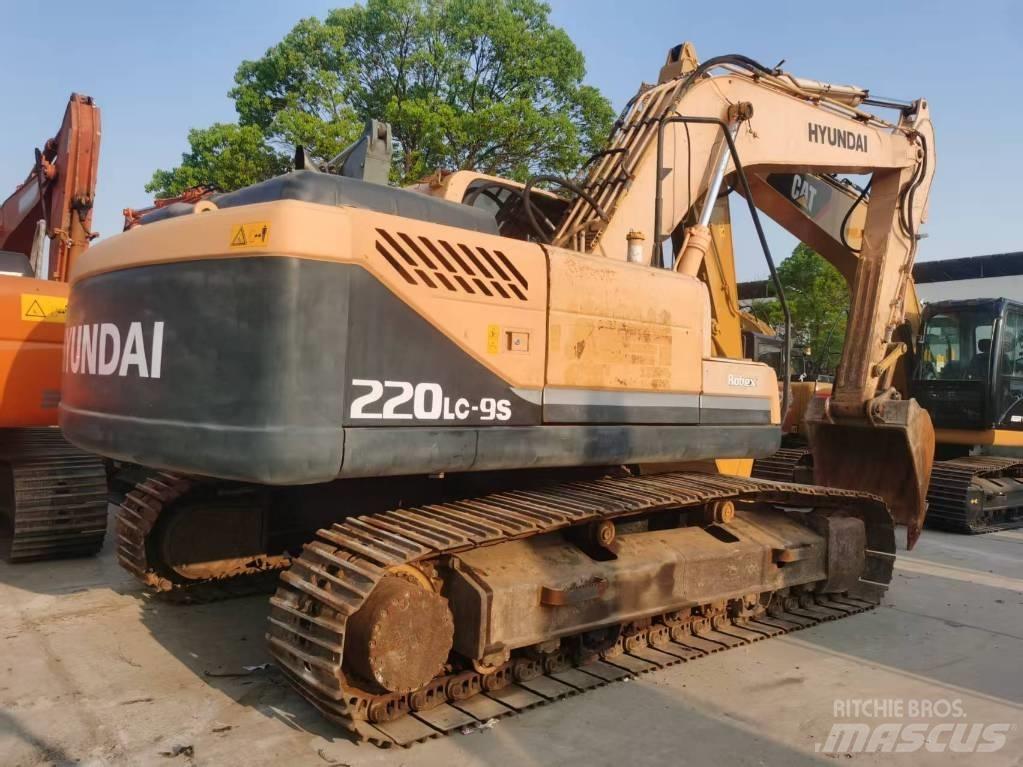Hyundai 220lc-9s حفارات وسط 7 طن - 12 طن