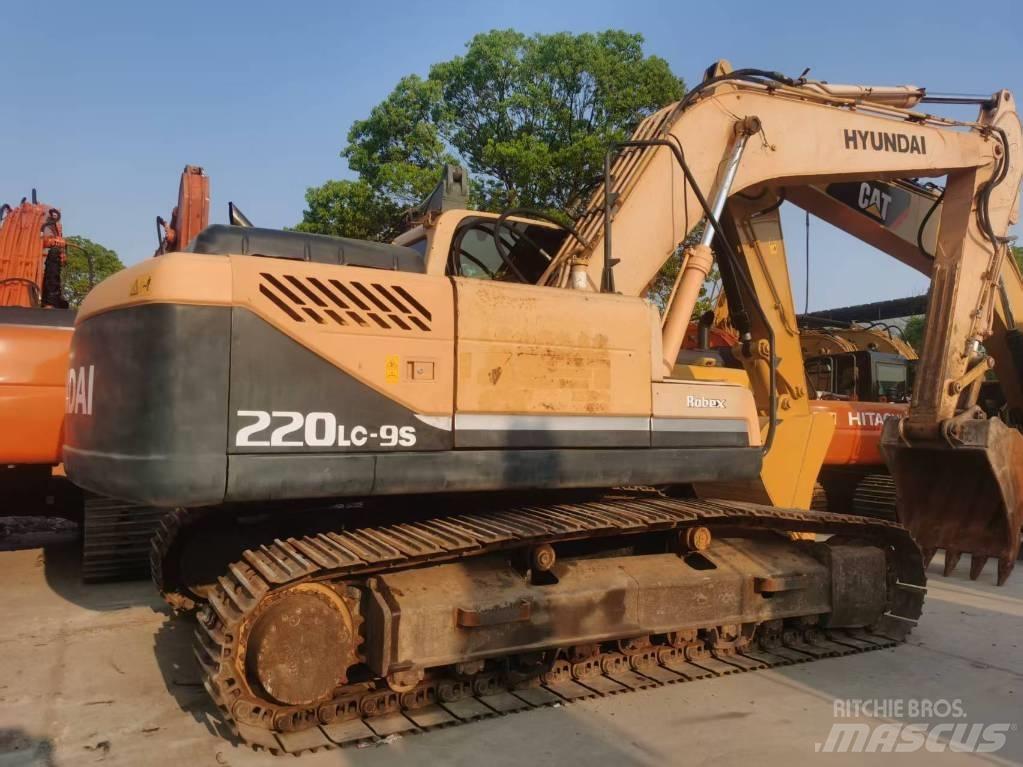 Hyundai 220lc-9s حفارات وسط 7 طن - 12 طن