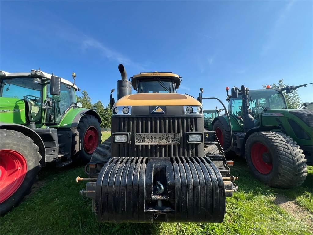 Challenger MT 865 الجرارات