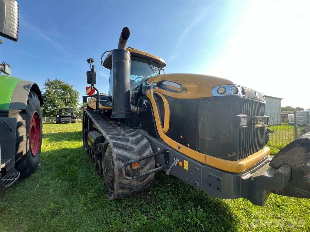 Challenger MT 865 الجرارات