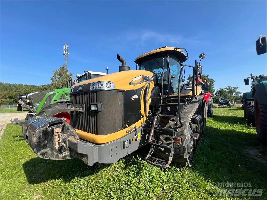 Challenger MT 865 الجرارات