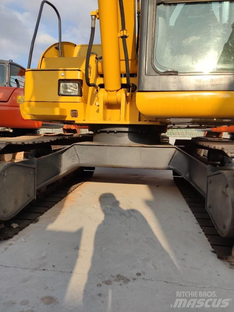 Komatsu PC 70-8 حفارات زحافة