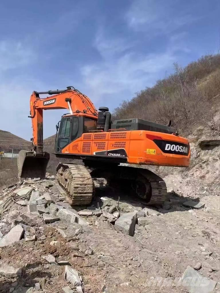 Doosan DX 500 LC حفارات زحافة