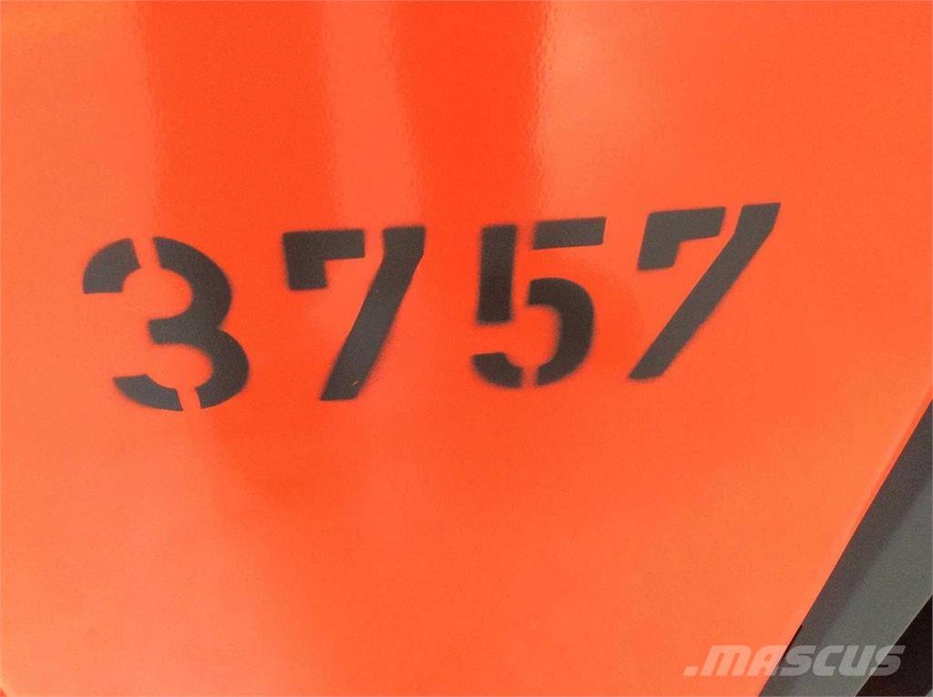 Linde L16 شاحنات مناولة ذاتية الدفع