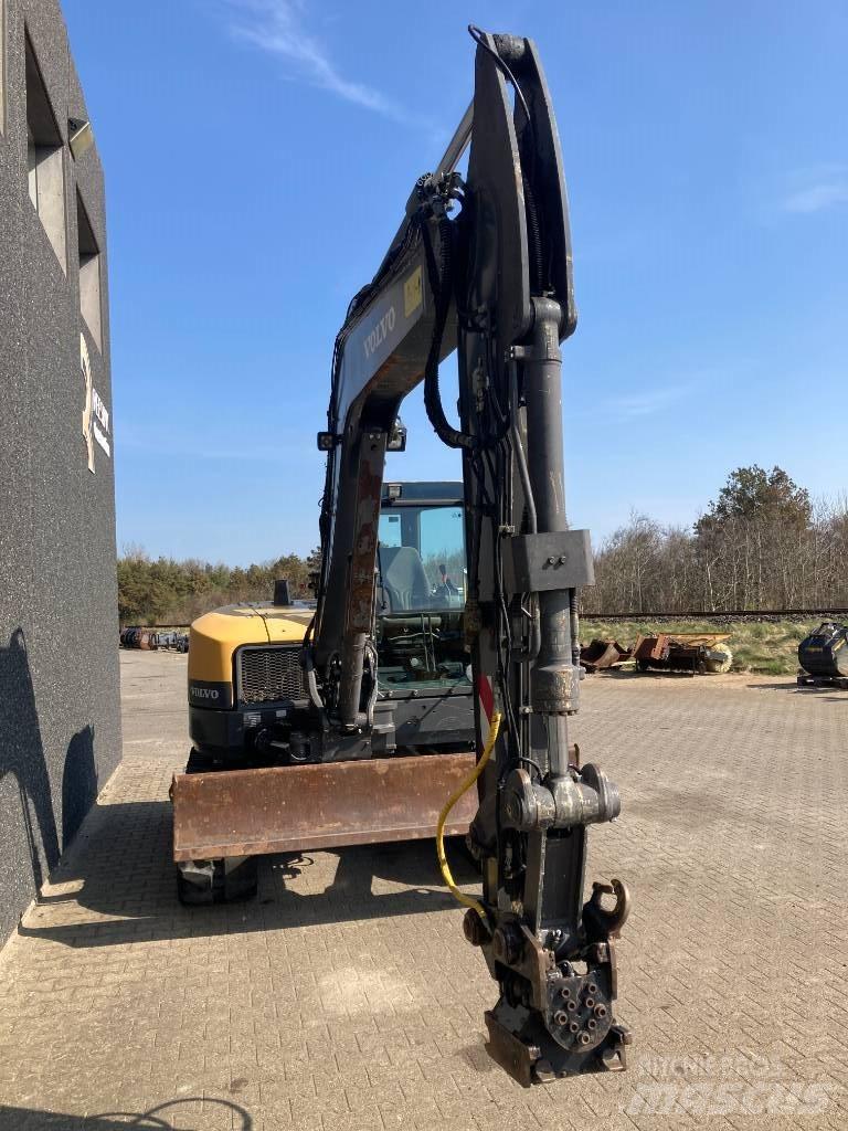 Volvo ECR 88 D حفارات وسط 7 طن - 12 طن