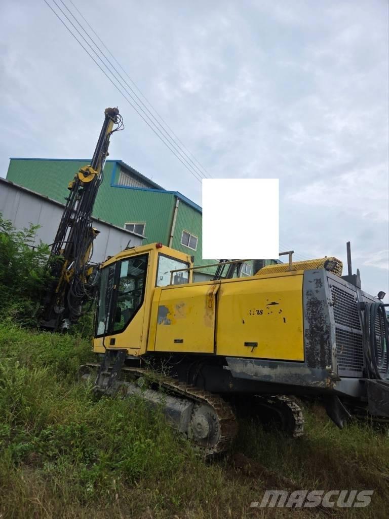 Atlas Copco ROC F9 معدات الثقب السطحي