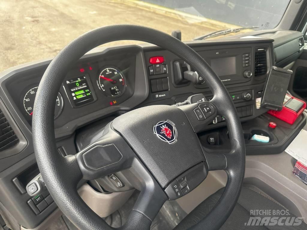 Scania P 370 شاحنات الرافعات