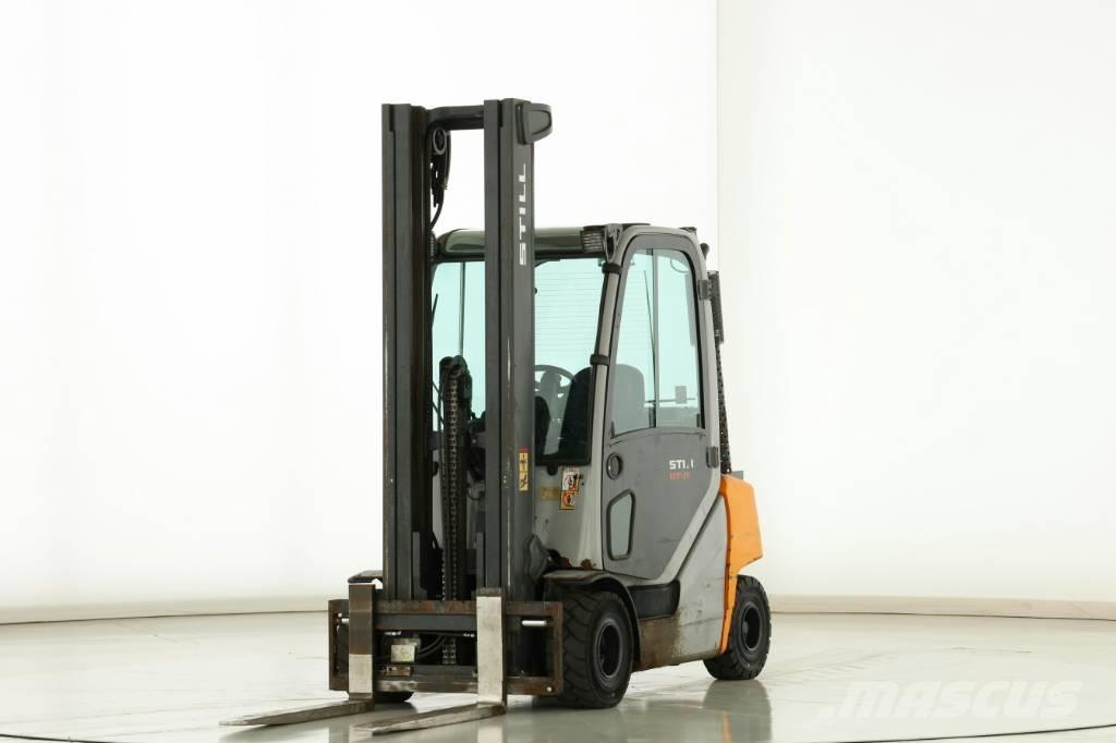 Still RX 70-25 شاحنات الديزل