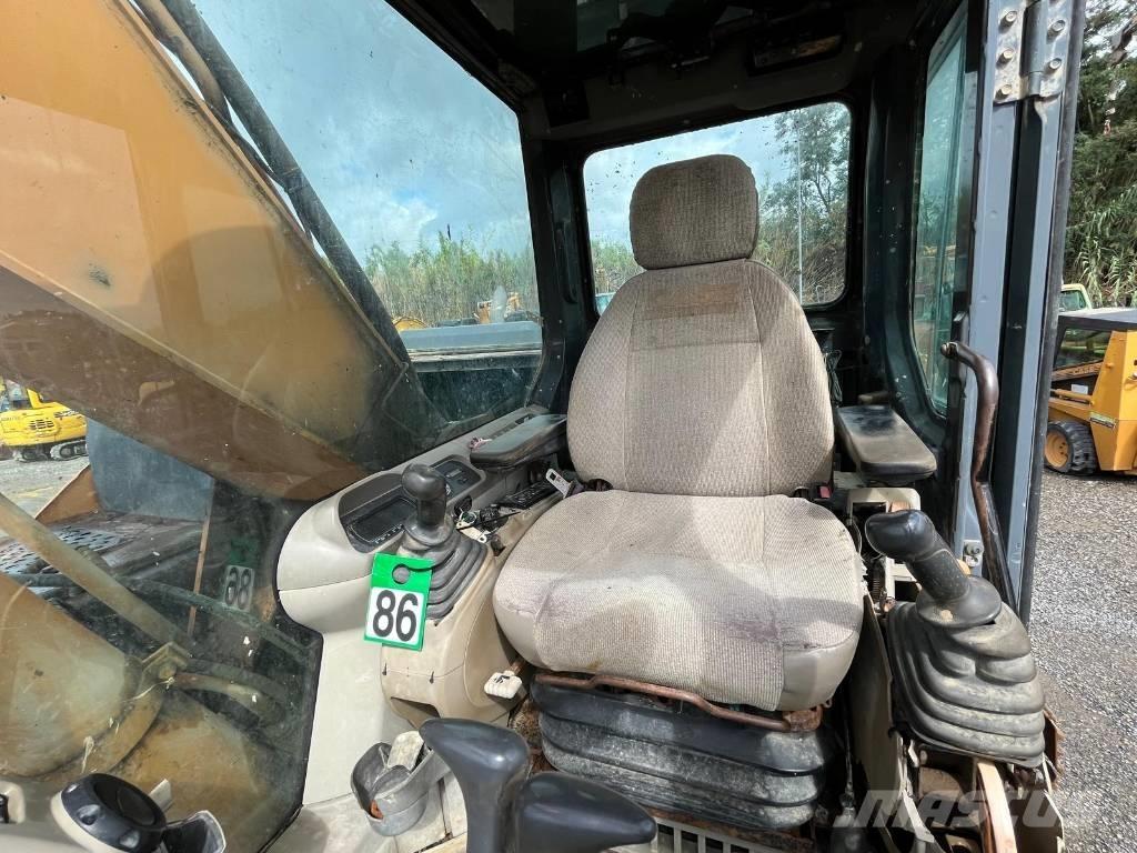 CASE CX 210 B LR حفارات زحافة